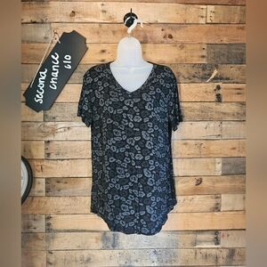 Crazy train Women's Geomteic Black And Gray Print Short Sleeve Tunic Blouse Sz M
